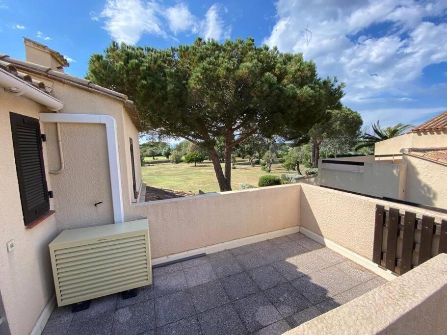 Grand Studio Entre Le Golf Et La Plage A 800M 圣西普里安 外观 照片