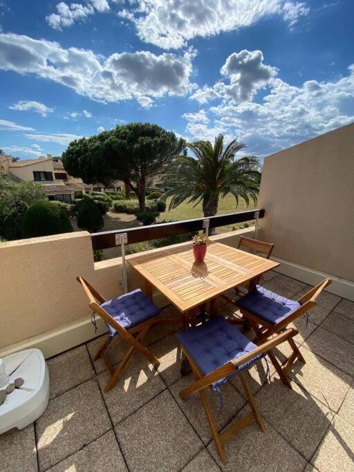 Grand Studio Entre Le Golf Et La Plage A 800M 圣西普里安 外观 照片